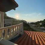 El Refugio Hotel 2*