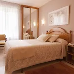 El Refugio Hotel 2*