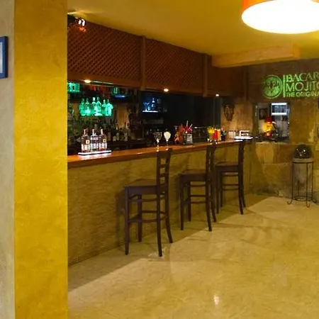 El Refugio 3 Estrellas Otel Cóbreces