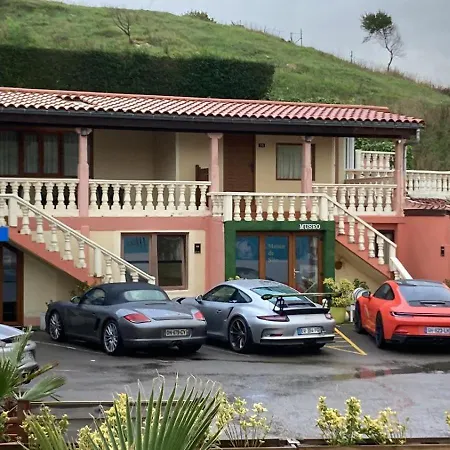 فندق El Refugio 3 Estrellas