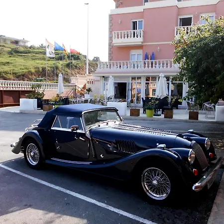 El Refugio 3 Estrellas Cóbreces