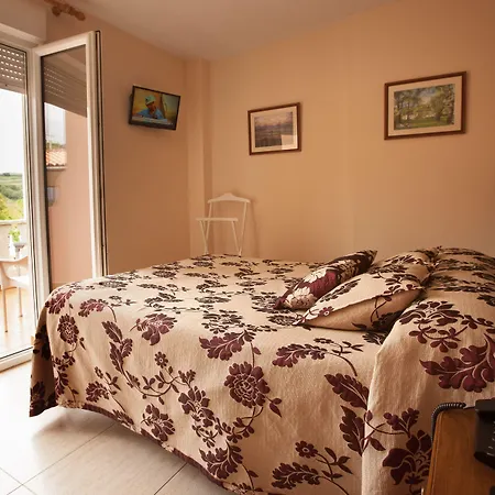 Otel El Refugio 3 Estrellas