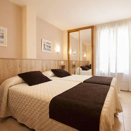 Otel El Refugio 3 Estrellas 2*