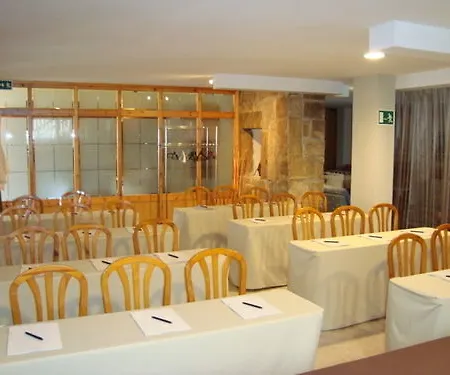 El Refugio 3 Estrellas 2*