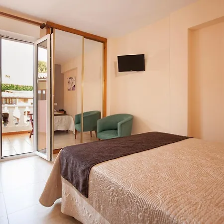 Hotel El Refugio 3 Estrellas 2*