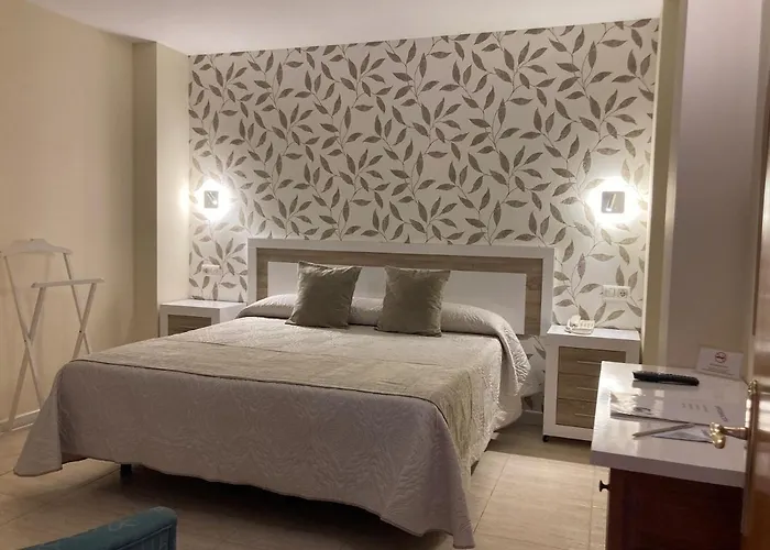 El Refugio 3 Estrellas Hotell