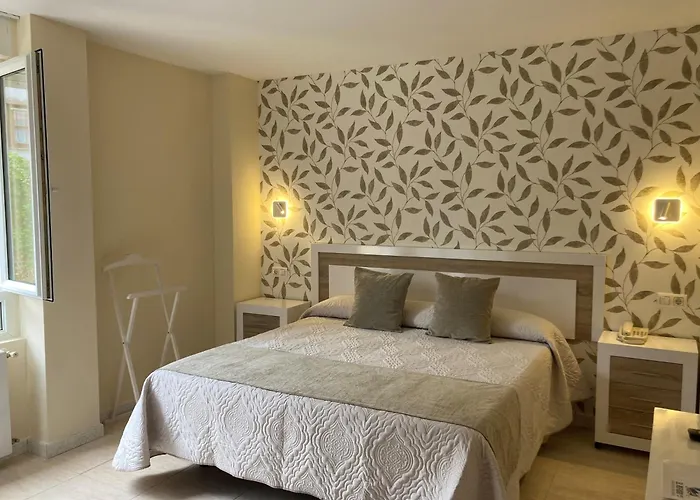 El Refugio 3 Estrellas Hotell