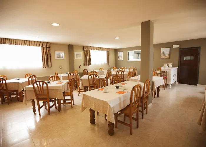 El Refugio 3 Estrellas 2*