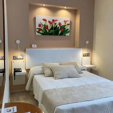 El Refugio 3 Estrellas 2*