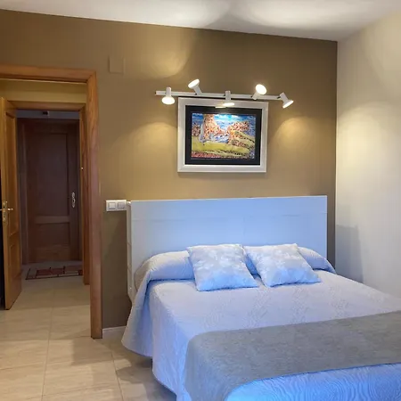 El Refugio 3 Estrellas 2*