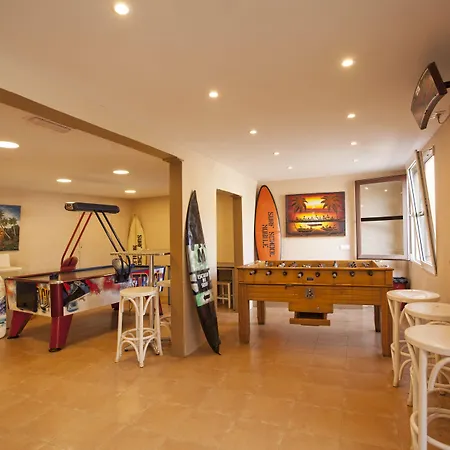 El Refugio 3 Estrellas 2*